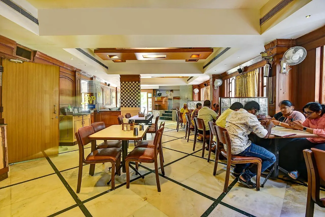 Fabhotel Maurya Residency Maiçor 3*,  Índia