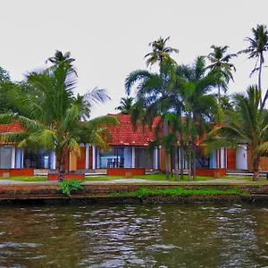 **** Resort Punnamada India